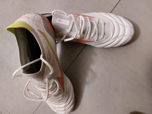 Vendo scarpe calcio - vendo, mizuno